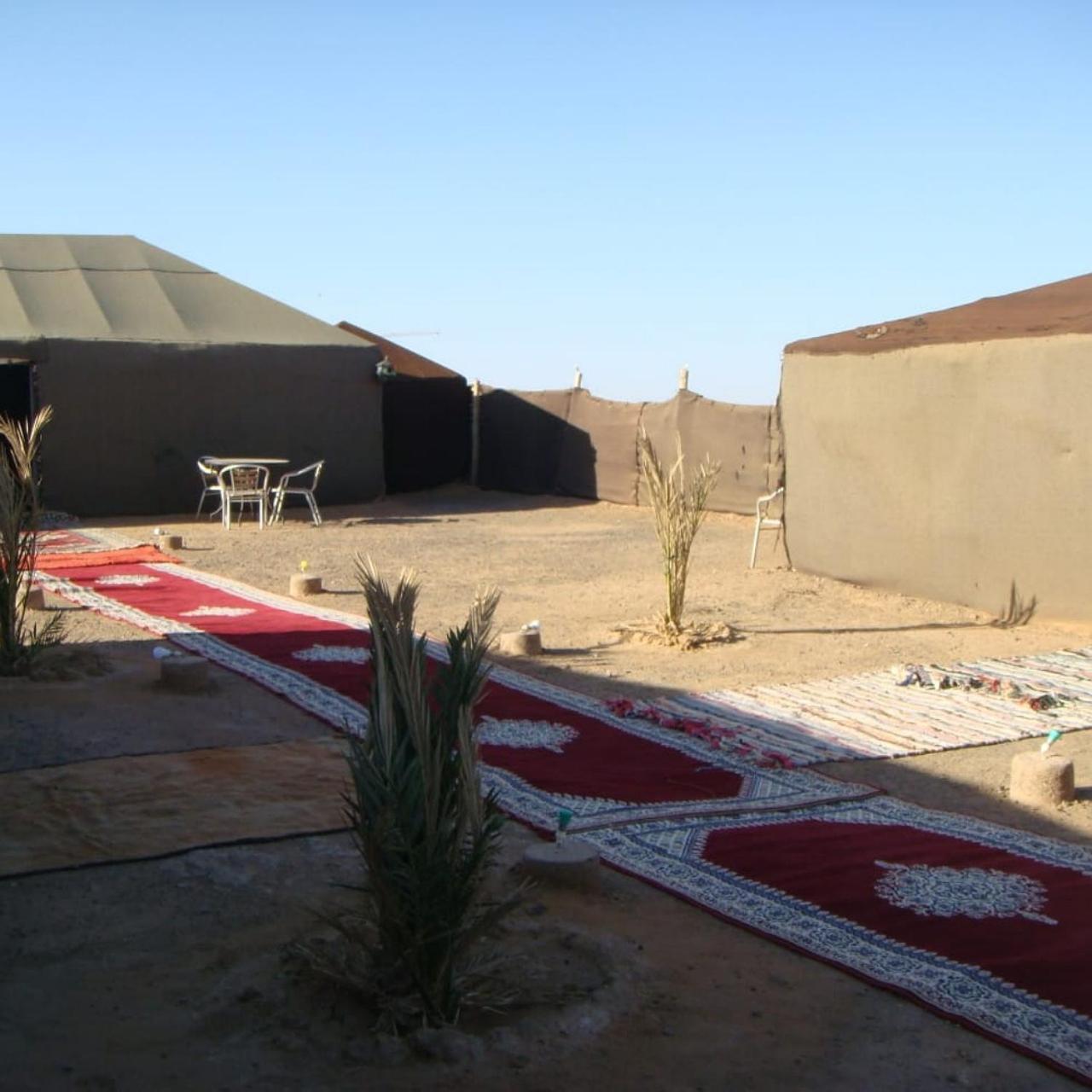 Bivouac La Fibule Des Dunes Merzouga Exterior foto