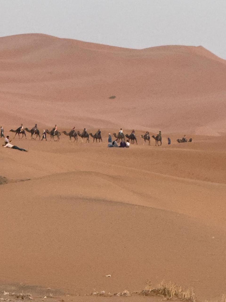 Bivouac La Fibule Des Dunes Merzouga Exterior foto